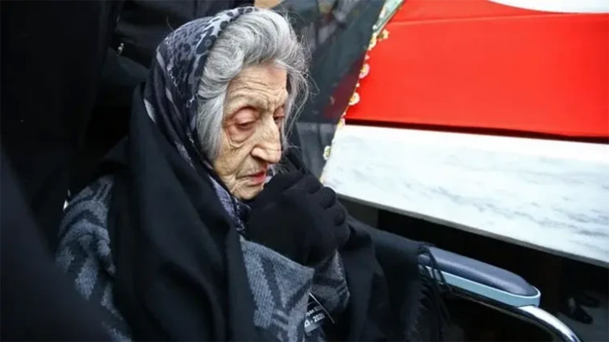 Rahşan Ecevit'in kız kardeşi Asude Aral hayatını kaybetti