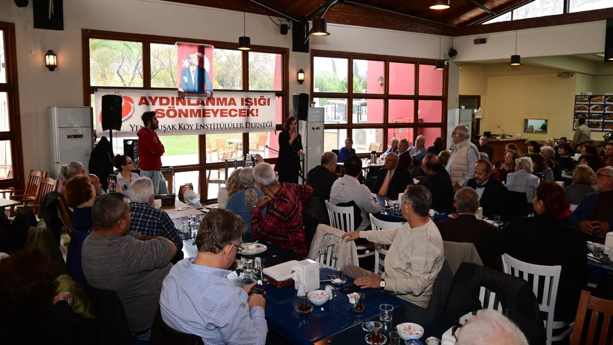 Başkan Kınay: Dik duran öğretmenlerimizin yetiştireceği dik duran nesillere ihtiyacımız var