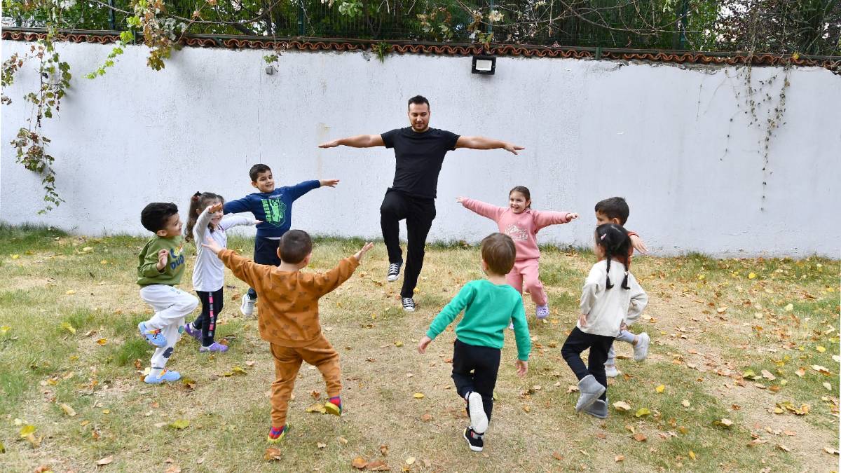 İZELMAN’ın öğretmenleri işine aşkla bağlı