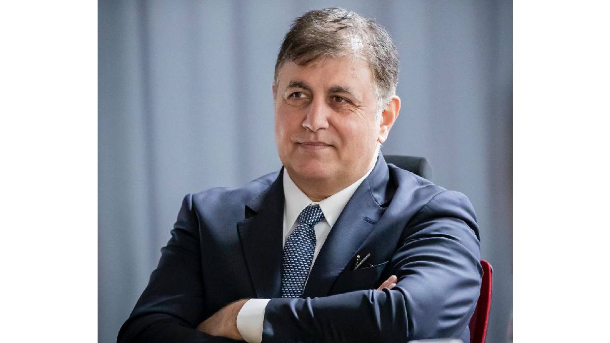 Başkan Tugay'dan “25 Kasım Kadına Yönelik Şiddete Karşı Uluslararası Mücadele Günü” mesajı