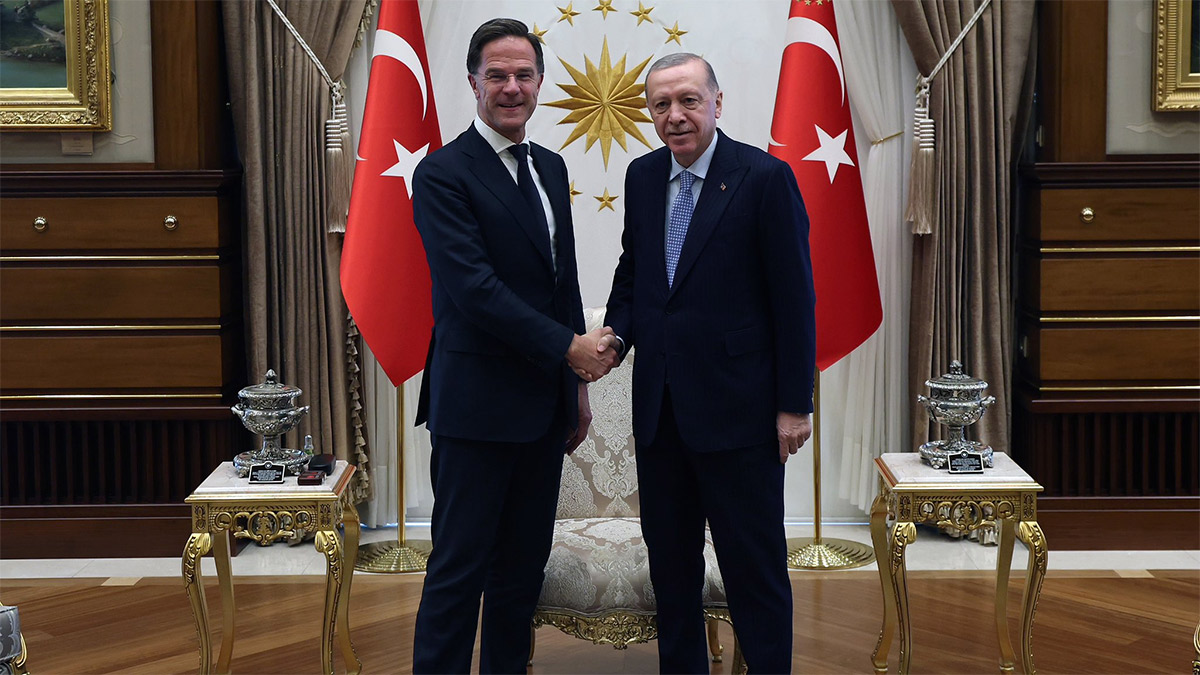 Ankara'da kritik görüşme: Erdoğan, Rutte ile bir araya geldi