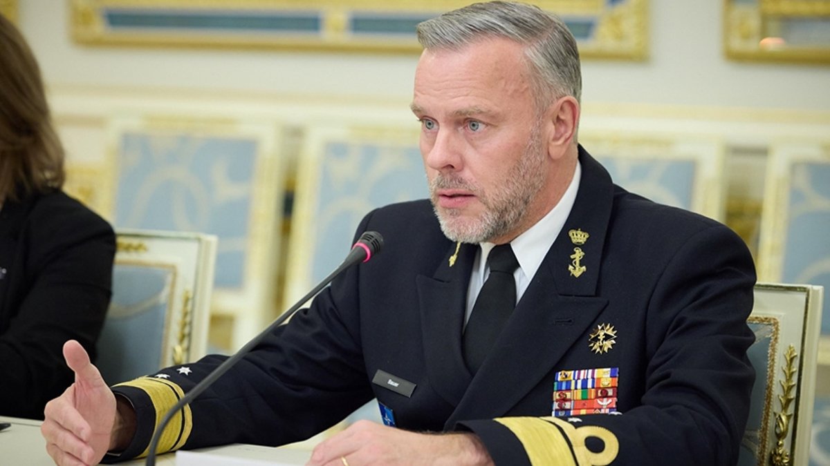 NATO Askeri Komitesi Başkanı Rob Bauer'den işletmelere çağrı: Üretim ve dağıtım hatlarını savaş senaryosuna göre hazırlayın