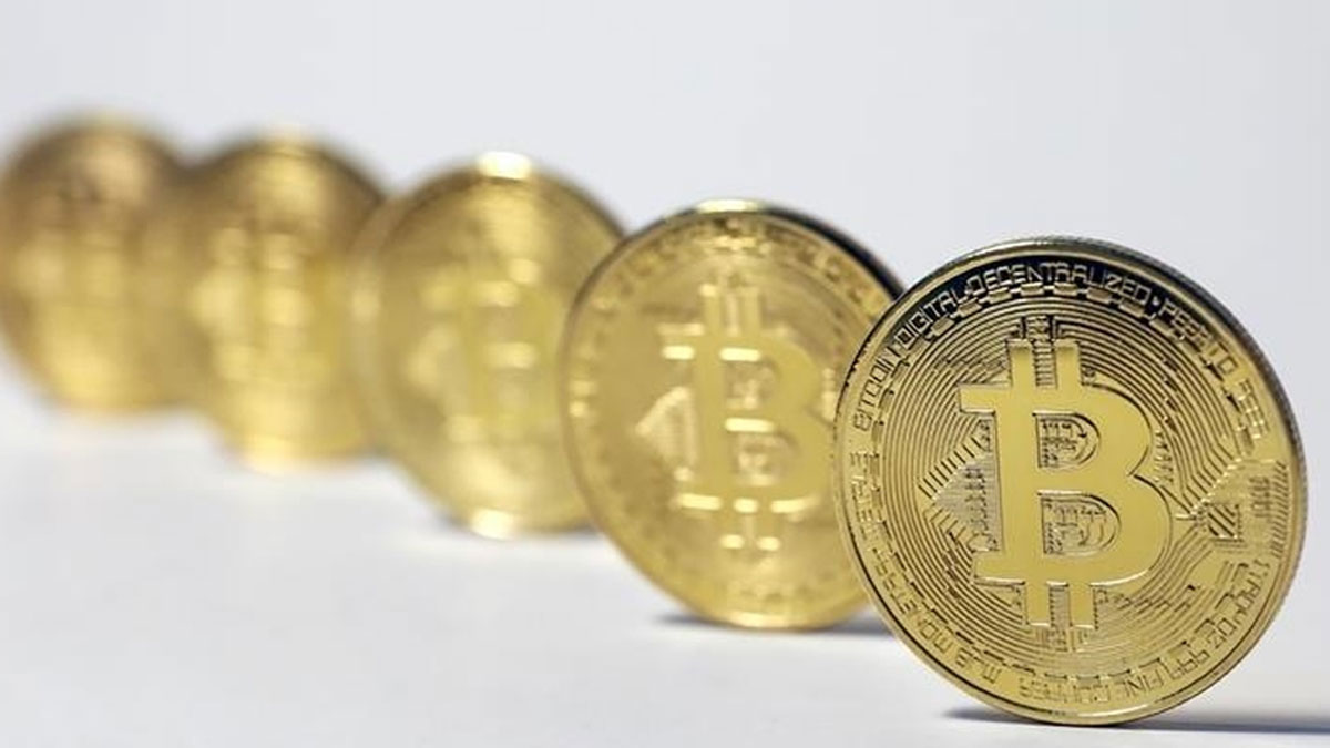 Bitcoin piyasasında panik: 500 milyon dolar buhar oldu