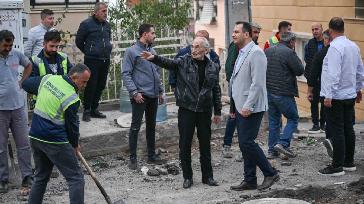 Bornova’da yol çalışmaları tam gaz devam ediyor