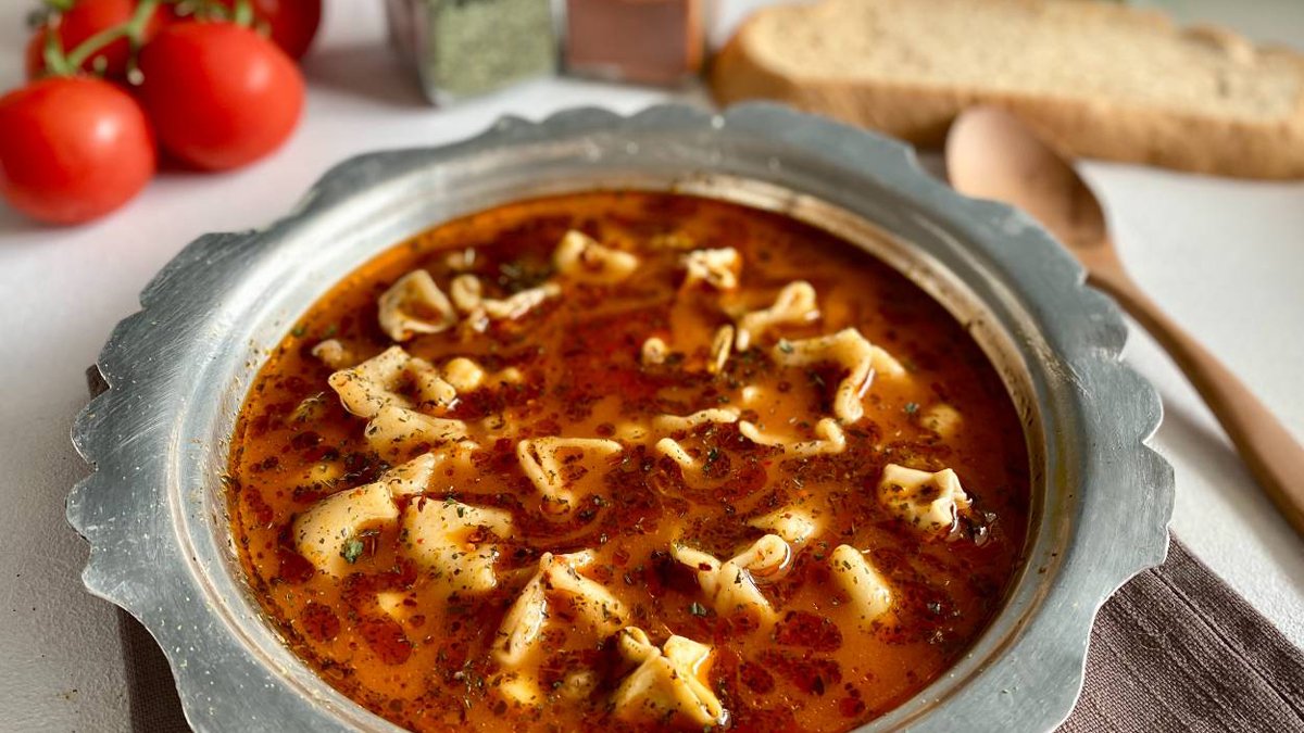 Adana'nın kebabı kadar meşhur! Evde mantı varsa deneyin: İşte yüksük çorbası tarifi