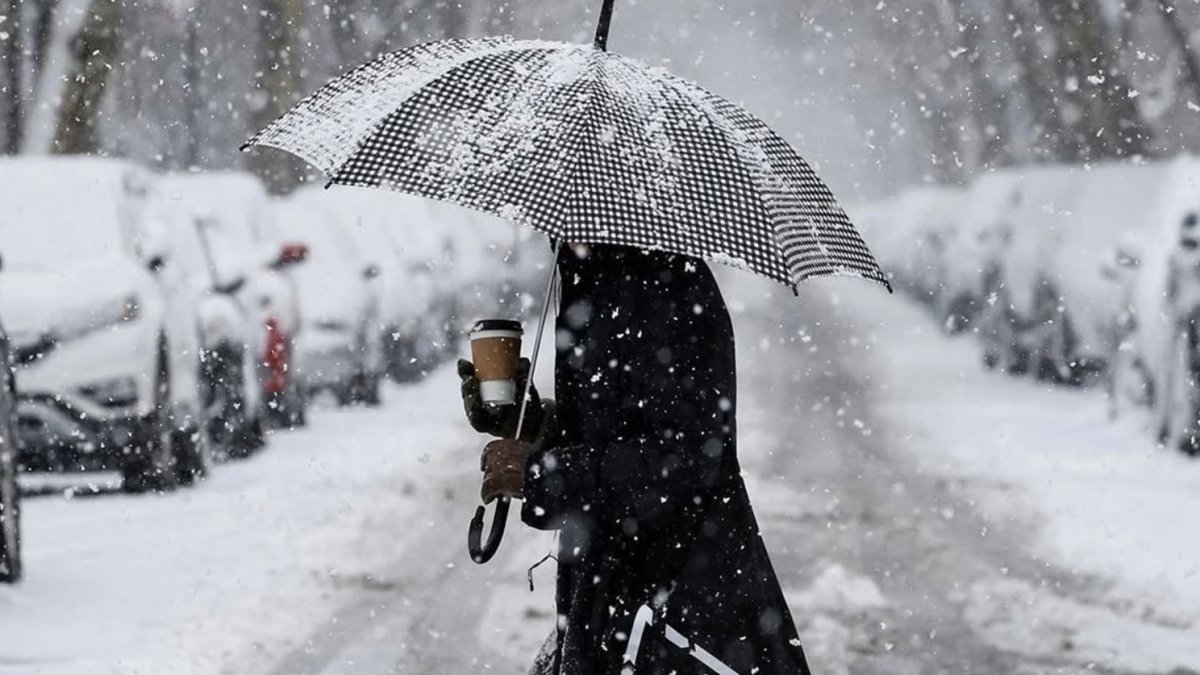 Meteoroloji'den 3 il için sarı kodlu alarm: Kuvvetli sağanak ve kar geliyor