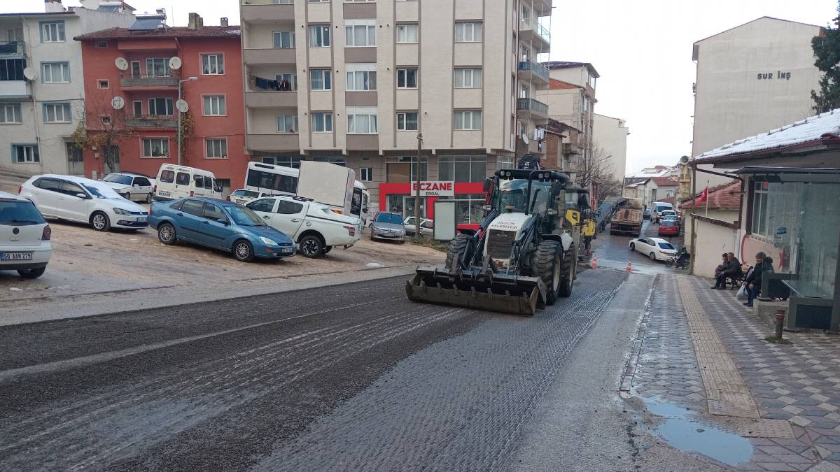 Eğimli yollar tıraşlanarak güvenli hale getirildi