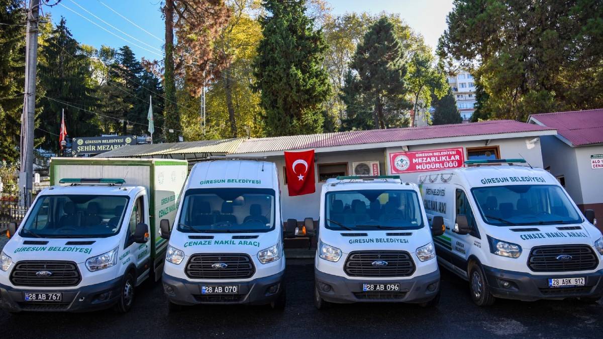 Giresun Belediyesi cenaze hizmetlerinde vatandaşların yanında