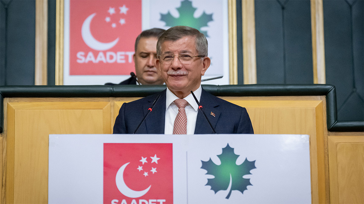 Bahçeli'nin Öcalan çağrısına Davutoğlu'ndan destek: Cesaretinizi sürdürün