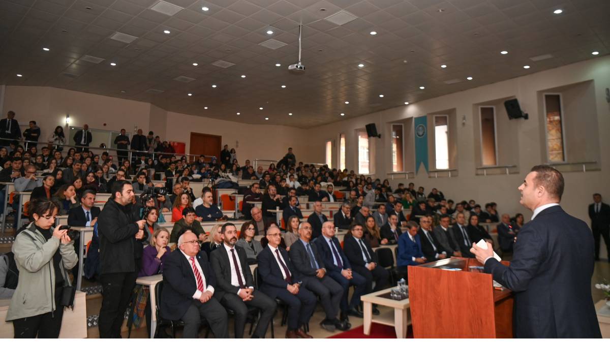 “Oyun oynayan değil, oyun kodlayan bir gençlik yetişecek”