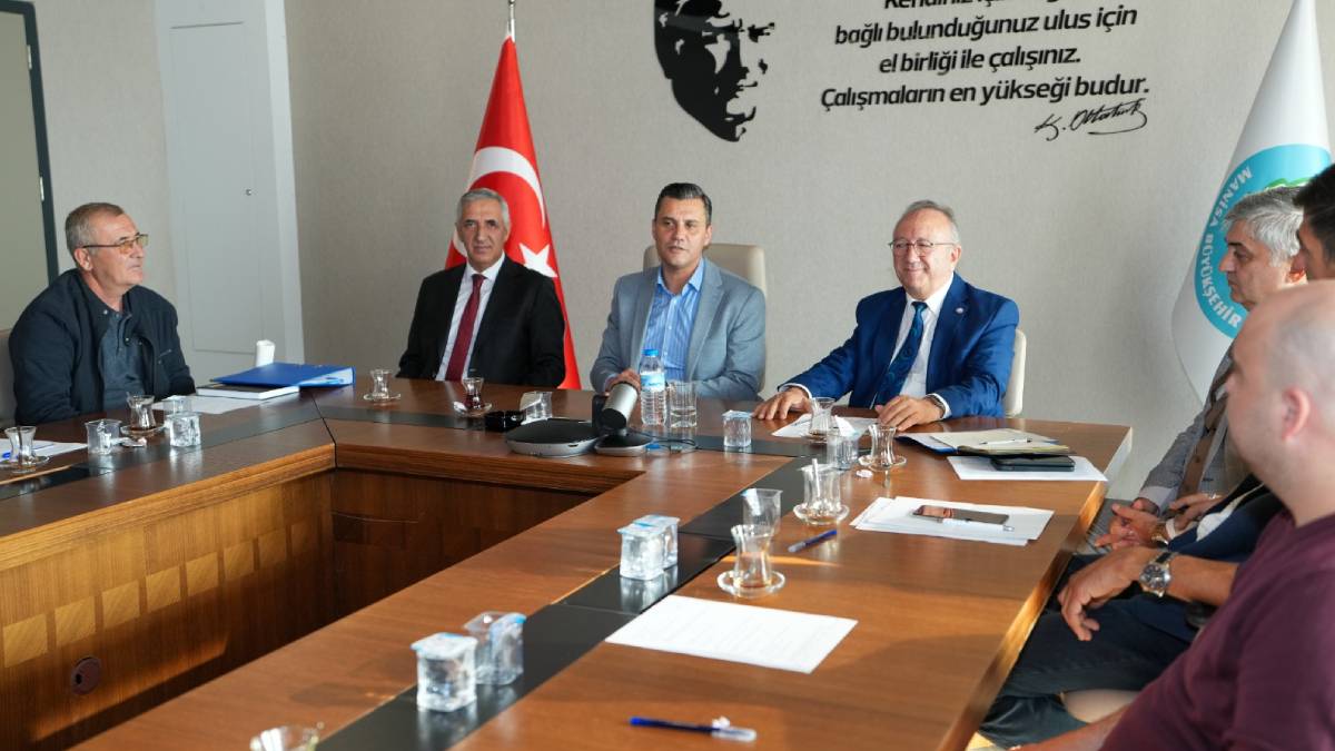 Büyükşehir, tarımda verimli su kullanımı için sulama kooperatifleri ile bir araya geldi