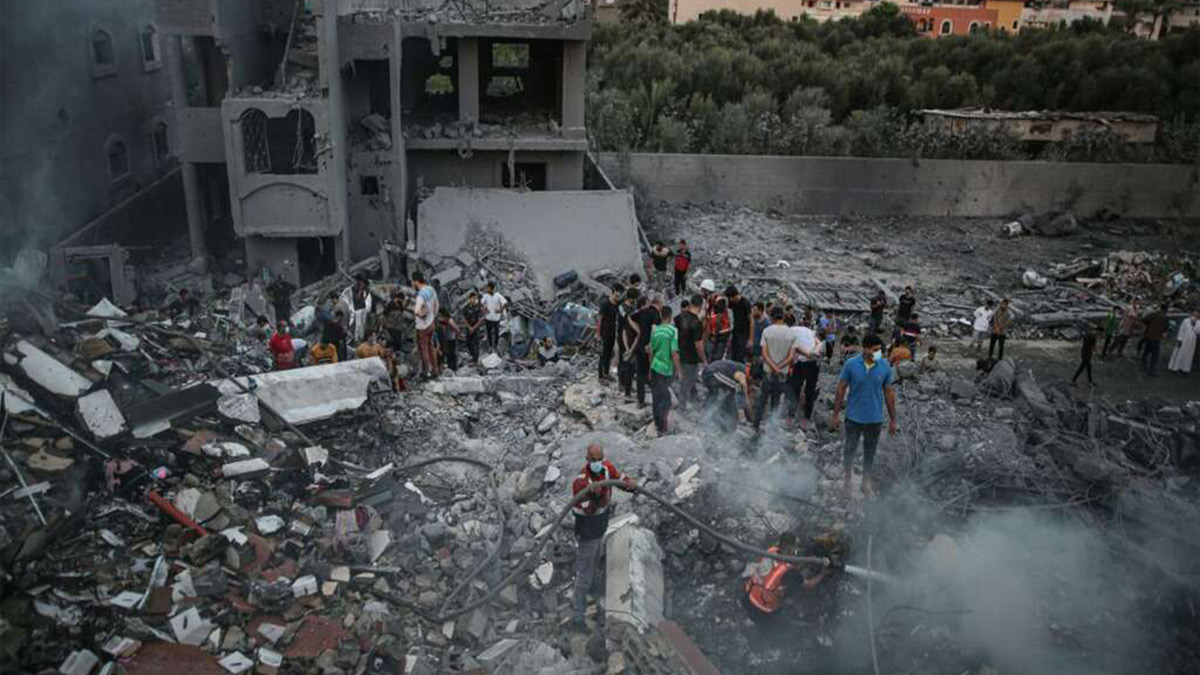 İsrail, Nuseyrat Mülteci Kampı’nı bombaladı: 5 ölü