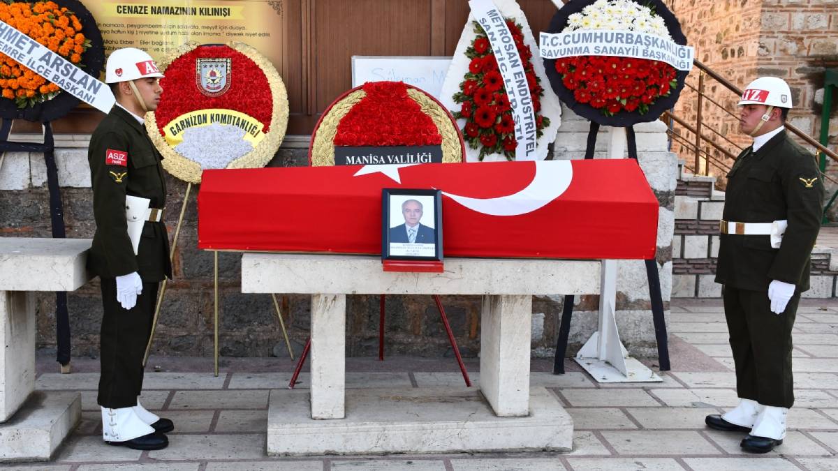 Kıbrıs Gazisi Çelikbilek, askeri törenle uğurlandı