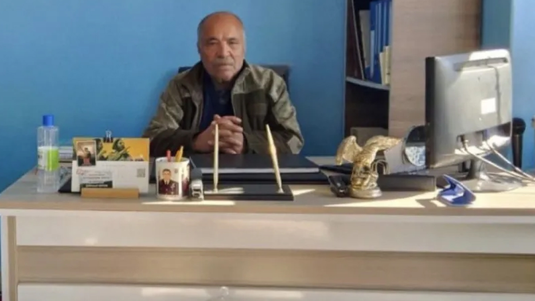 Bu kez belediyeye değil muhtarın yerine kayyum atandı