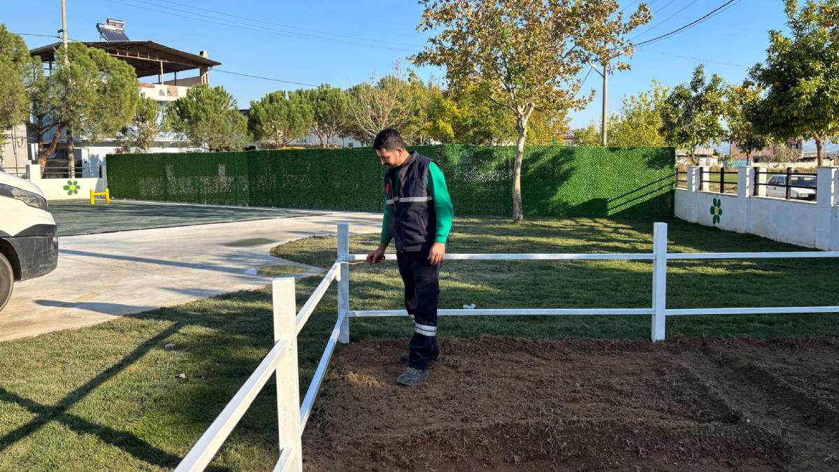 Efeler'den özel günde anlamlı açılış