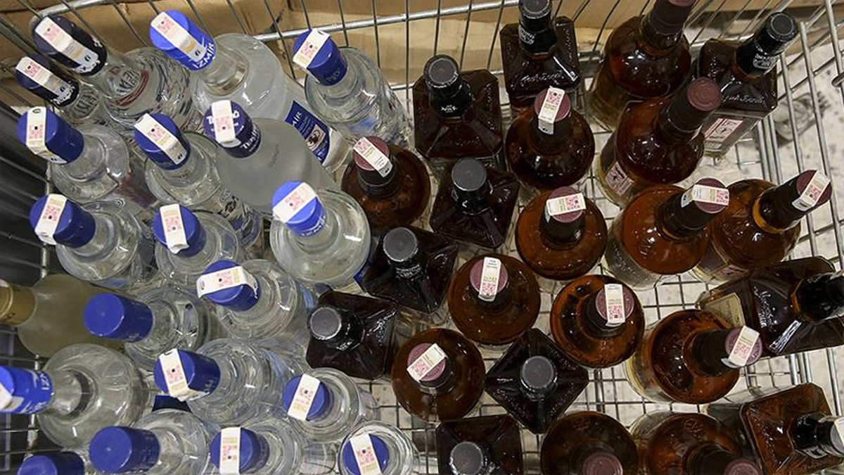 İstanbul'da sahte içkiden ölenlerin sayısı 7'ye yükseldi: 12 kişi gözaltında