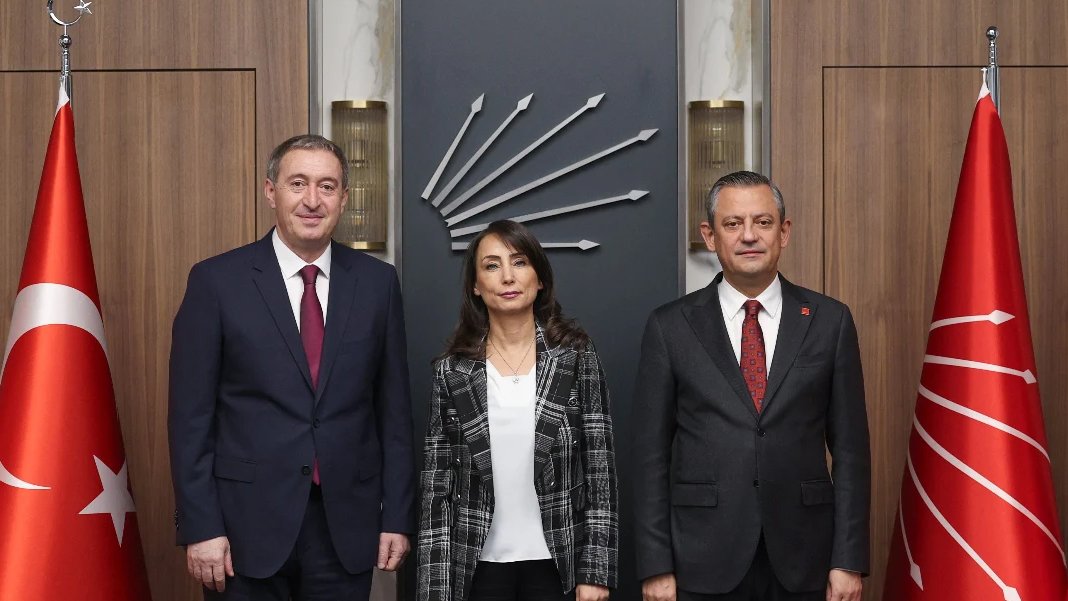 DEM Parti'den CHP'ye ziyaret: Üzerimize düşeni yapmaya hazırız