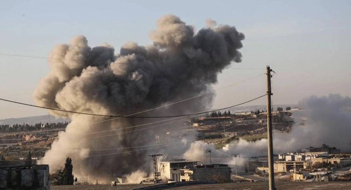 Esed rejimi, İdlib kent merkezine hava saldırısı düzenledi