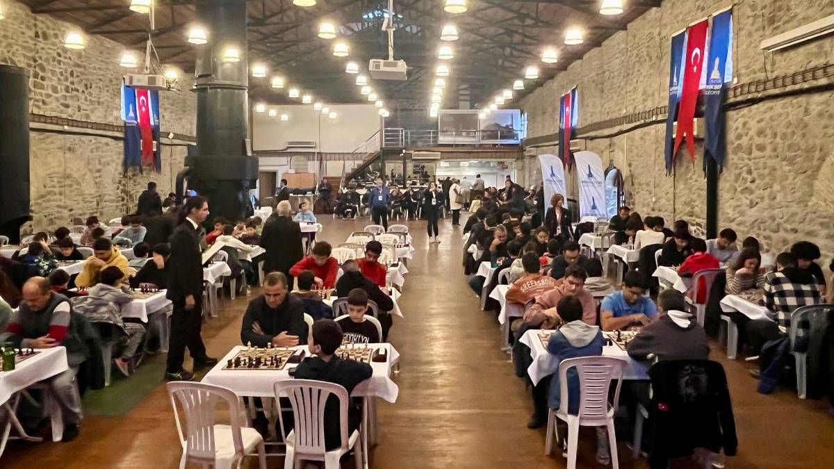 Büyükşehir’in geleneksel satranç turnuvası tamamlandı