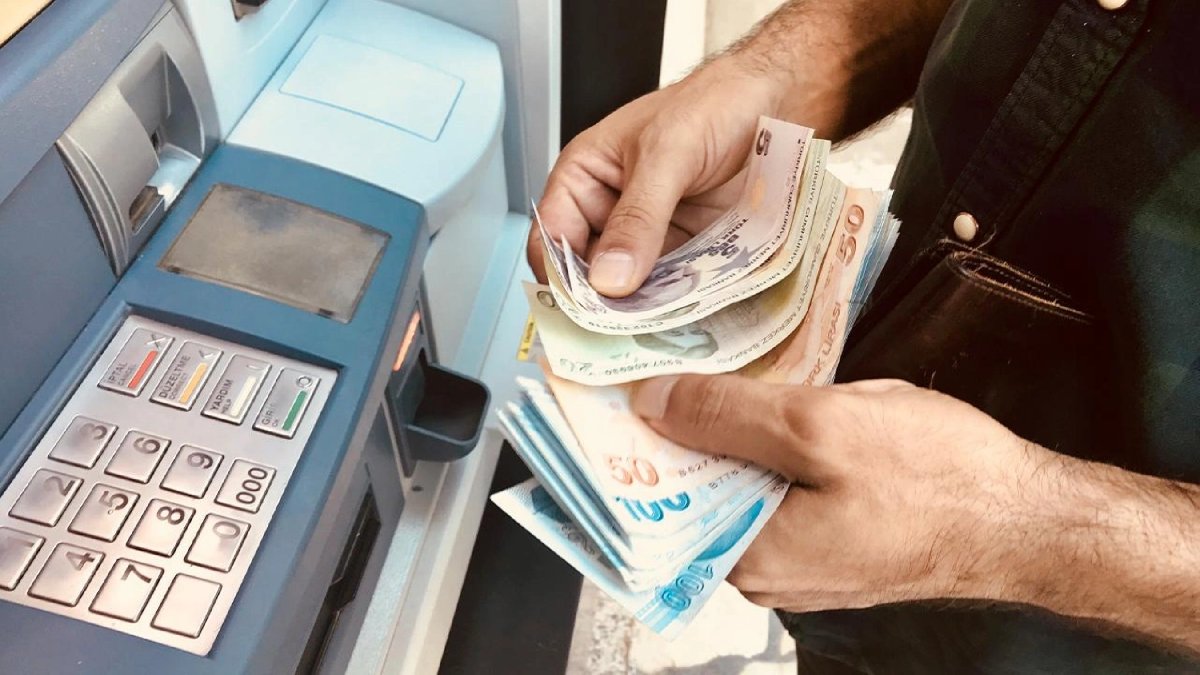 ATM'ye gidenler dikkat! Yeni düzenleme geldi: Bu işlemleri yapmak isterseniz reddedilecek!