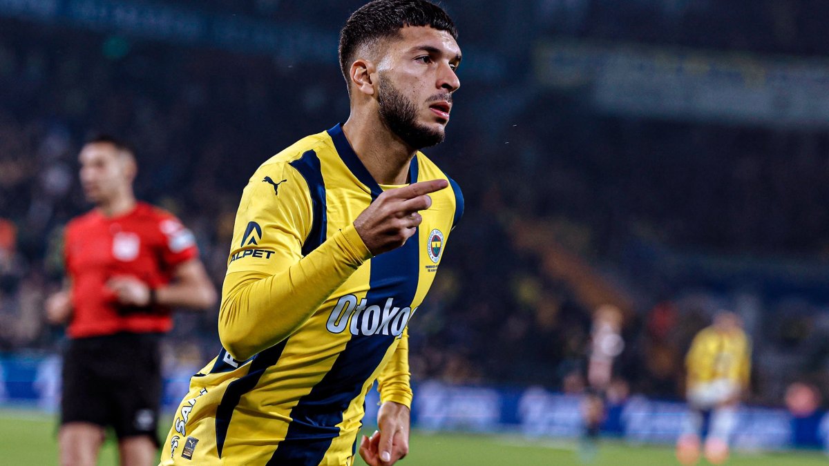 Oğuz Aydın'ın yıldızı parladı formayı kaptı