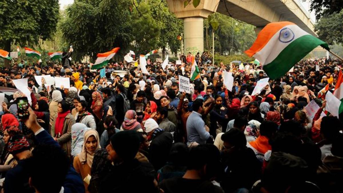 Hindistan'da eylemciler Bangladeş Konsolosluğu'na girdi: 7 kişi gözaltına alındı