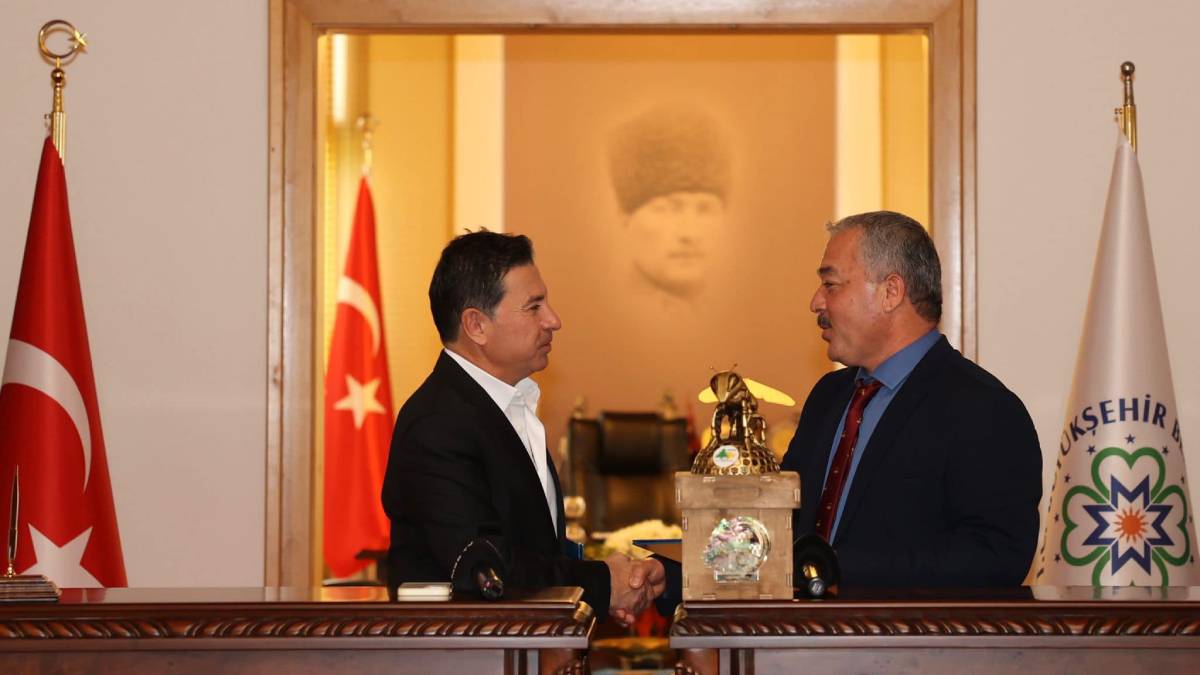 Büyükşehir’den arıcılığa bir destek daha: “Arı Yemi Üretim Tesisi protokolü imzalandı”