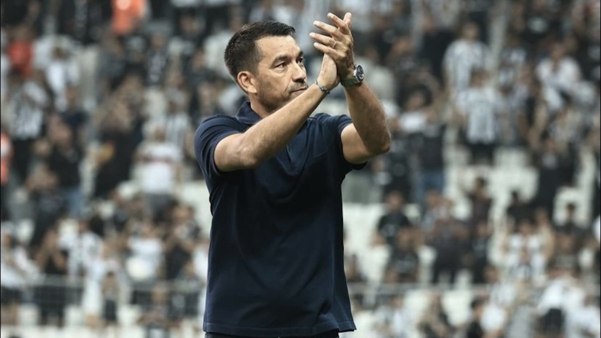 Giovanni van Bronckhorst'tan Beşiktaş'a veda mesajı