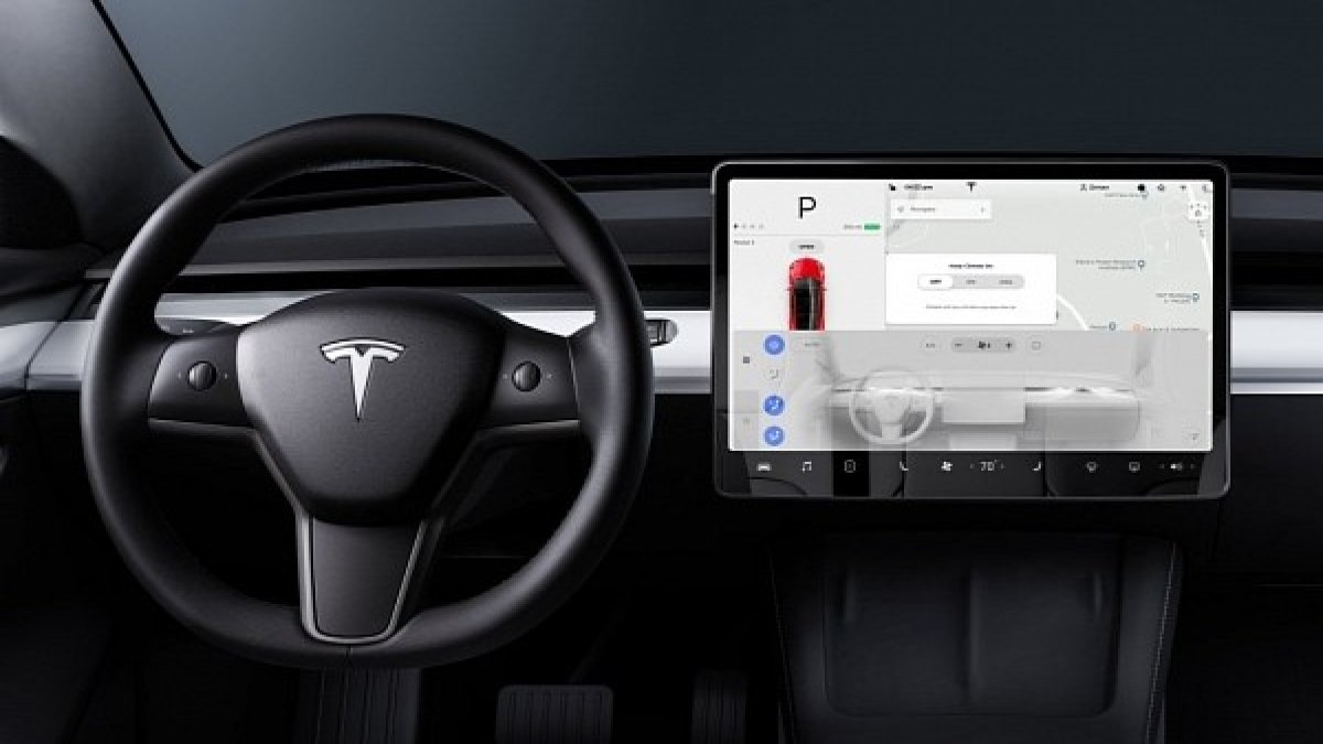 Tesla'nın yeni güncellemesi sosyal medyayı salladı! 2024'ün teknolojik imkanları sadece telefonunuzda değil artık arabanızda
