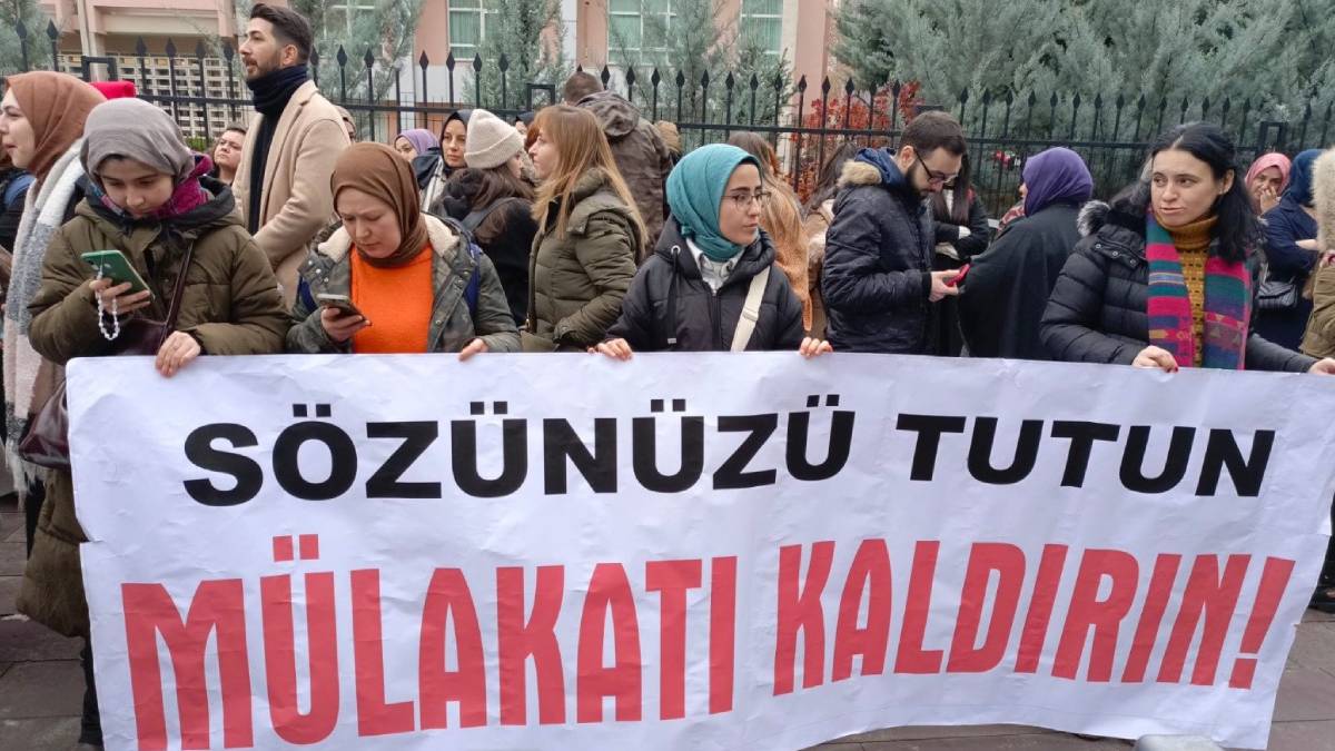 Mülakatla kontenjan dışı kalan öğretmenler yeniden MEB önünde!