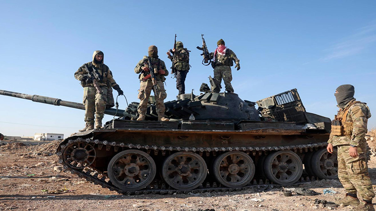 Tanklar, gece görüş dürbünleri, kamikaze İHA’lar... HTŞ’nin askeri gücü nereden geliyor?