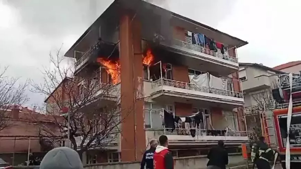 Isparta'da faciaya ramak kaldı: Eşine kızıp çocuğunun da içerisinde bulunduğu evi ateşe verdi