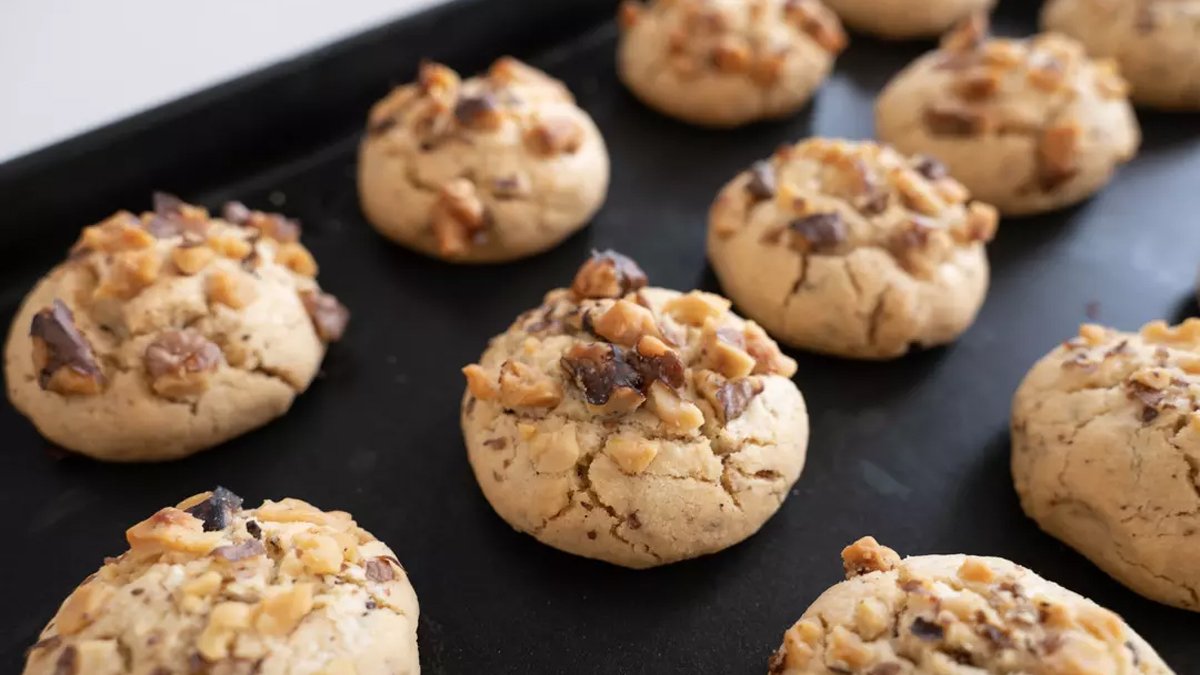 Margarin yok, tereyağı yok! İşte sıvı yağ ile yapılan nefis kurabiye tarifi... Isırınca ağızda dağılıp gidiyor