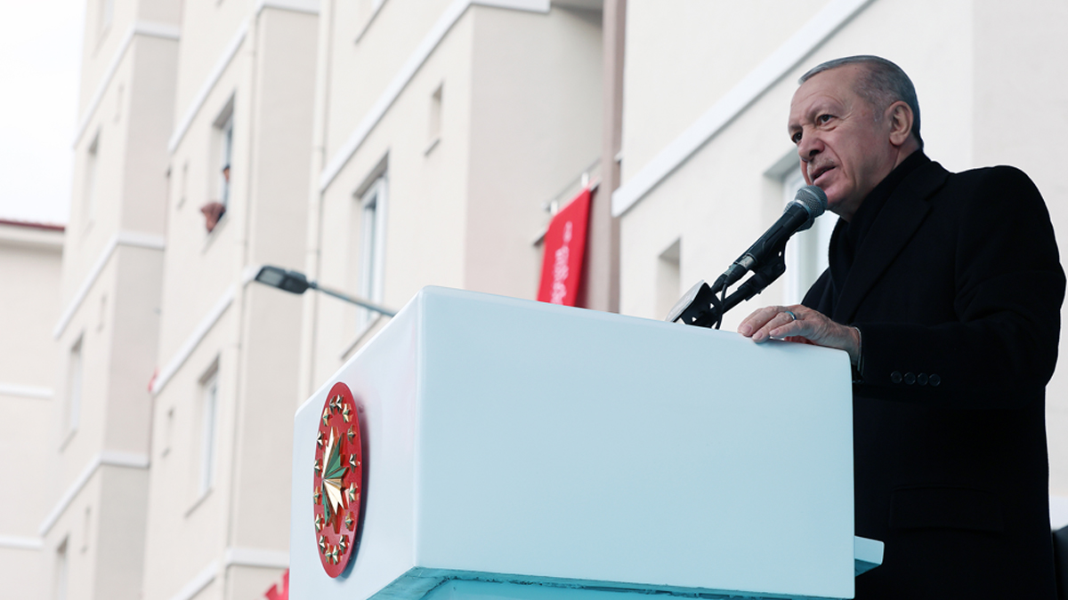 Erdoğan'ın hedefinde yine CHP var: Bunların aklı fikri milletin paralarını savurmakta