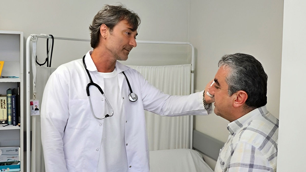 Aile hekimliğinde yeni dönem: Doktorların hasta yükü azalıyor! İlaç raporlarının kapsamı genişletildi