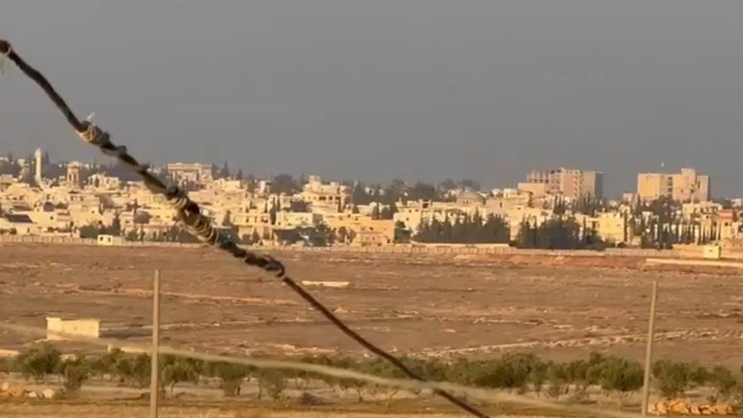 İsrail Suriye'deki silah depolarını vurdu