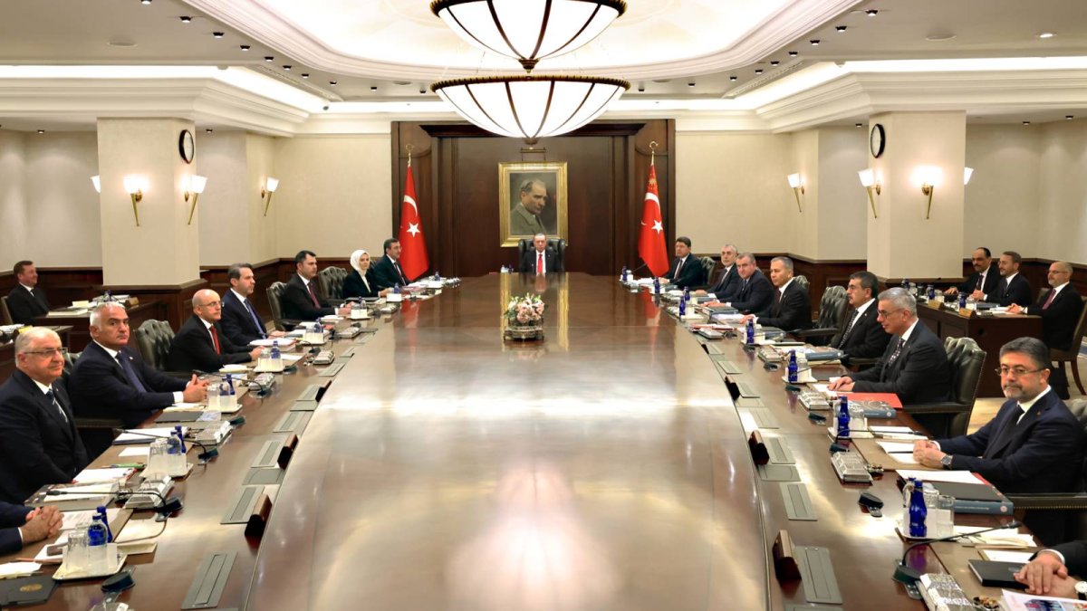 Bakanlar Toplantısı'nın ana gündem maddesi Suriye