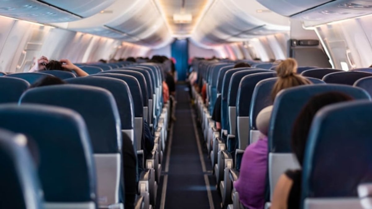 Rötarlı uçuşlarda yolcuya tazminat ödenecek: Resmi Gazete'de yayımlandı