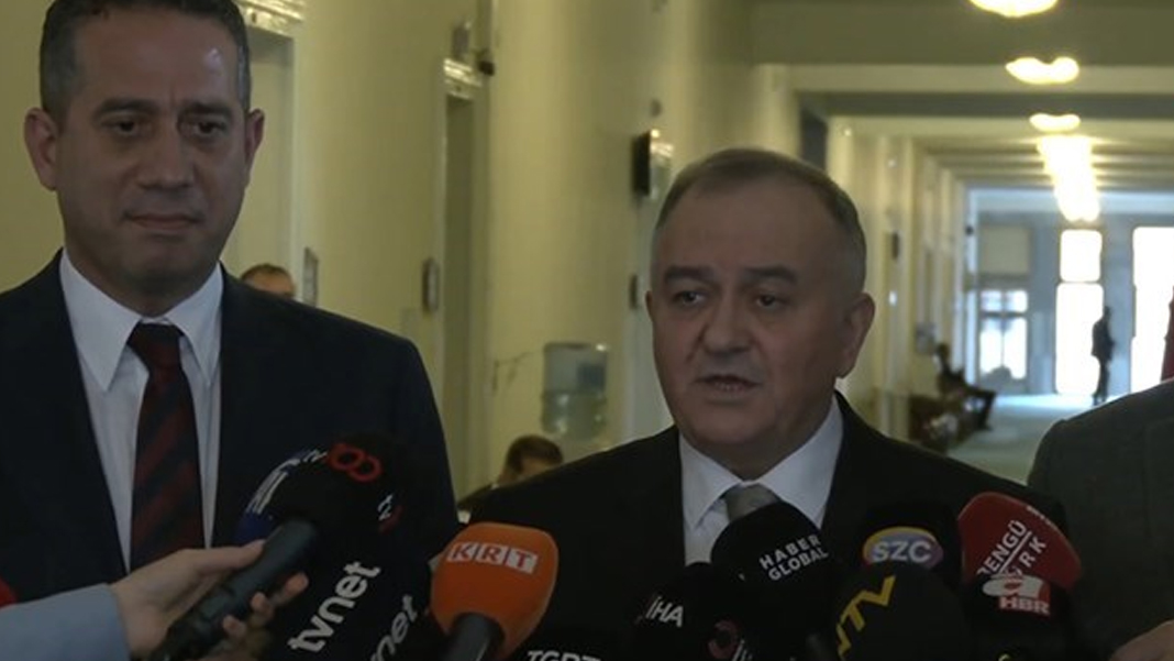 CHP ve MHP'den 'kayyum' görüşmesi sonrası olumlu mesaj: Topyekun bir değişikliğe ihtiyaç var