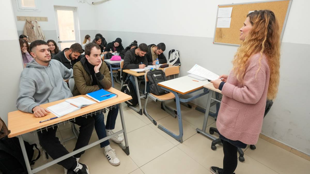 Gaziemir Belediyesinden bin 180 öğrenciye ücretsiz eğitim