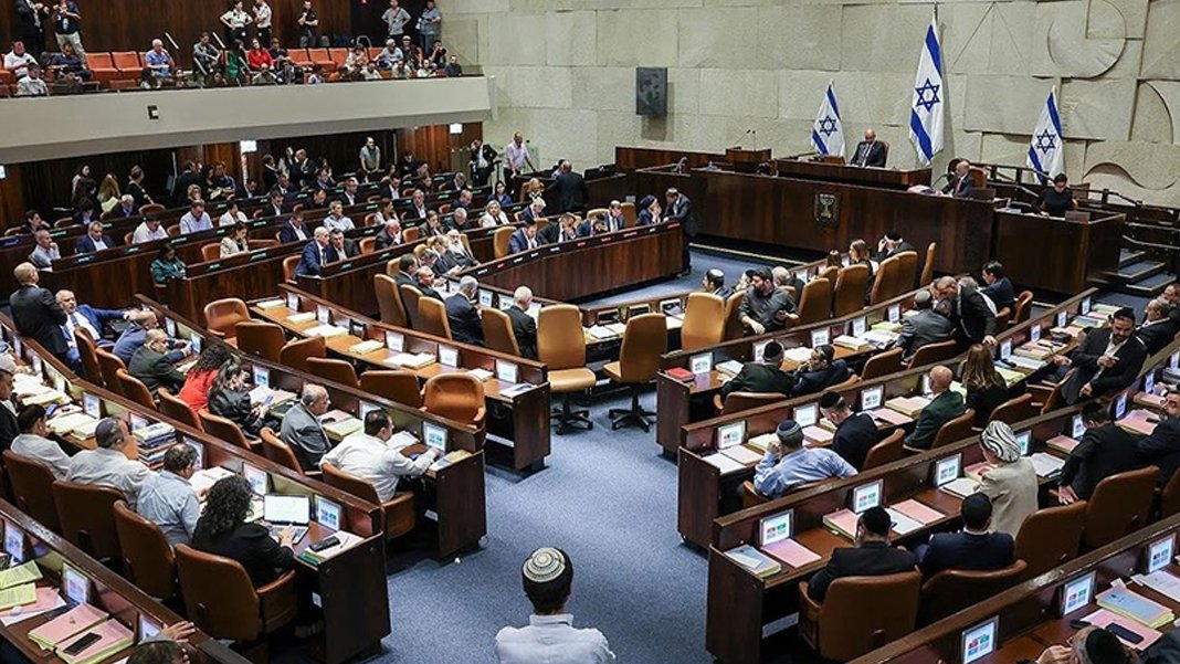 İsrail'de 7 Ekim için meclise sunulan önergeye ret