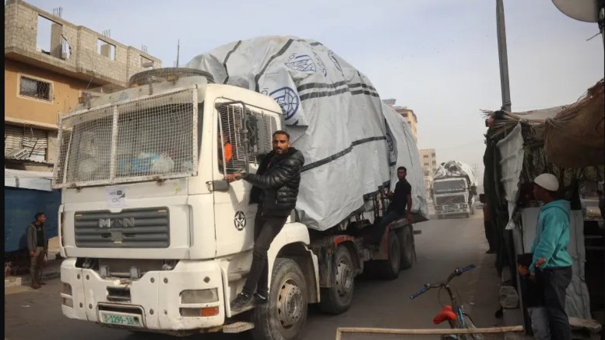 İsrail, Gazze’de bu kez yardım konvoyunu vurdu: En az 28 ölü, onlarca yaralı var