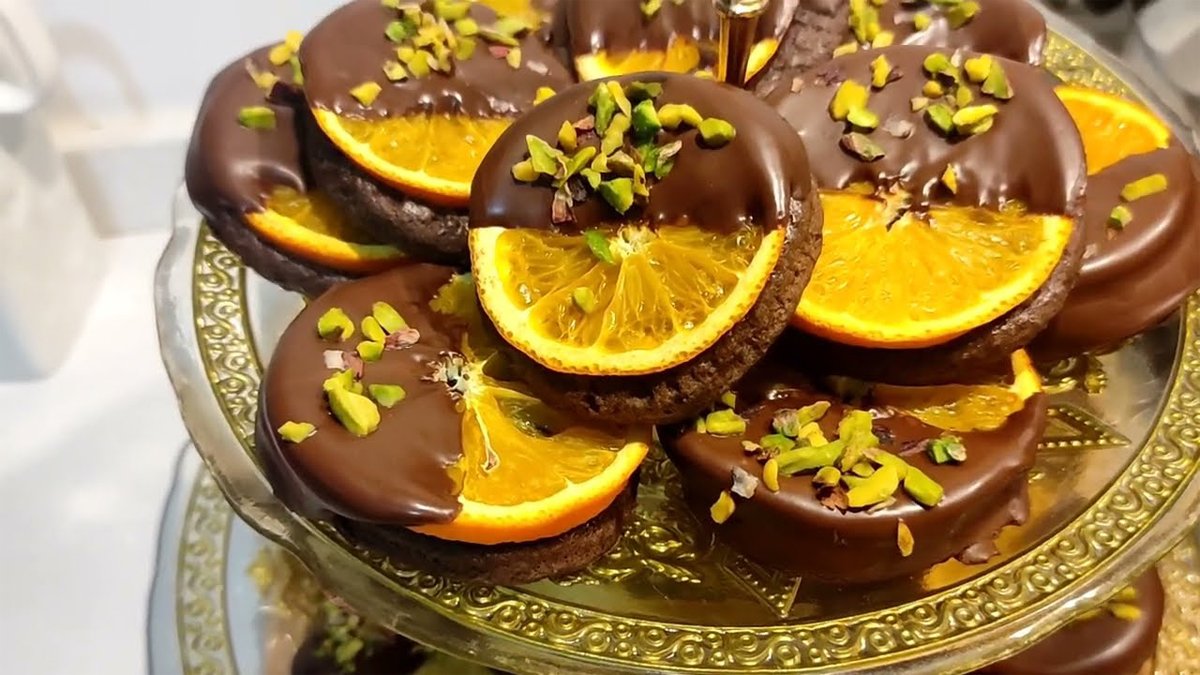 Şeklini gören ağzı açık bakıyor! Pastane işi değil ev yapımı: İşte damak çatlatan portakallı kurabiye tarifi