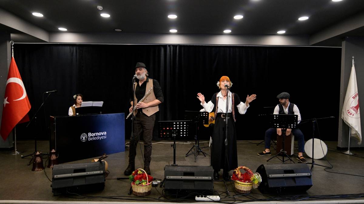 Grup İlyada sahneye hazırlanıyor