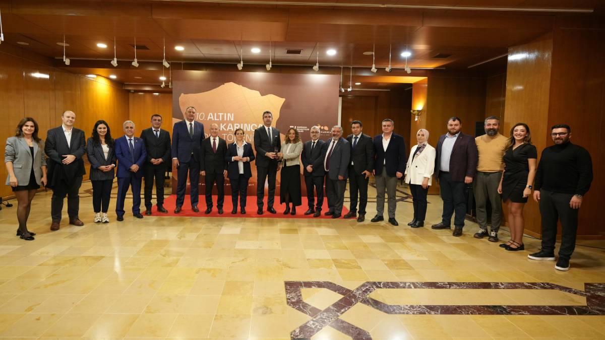 Kartal Belediyesi’ne ‘Yerel Kalkınma’ kategorisinde Altın Karınca ödülü