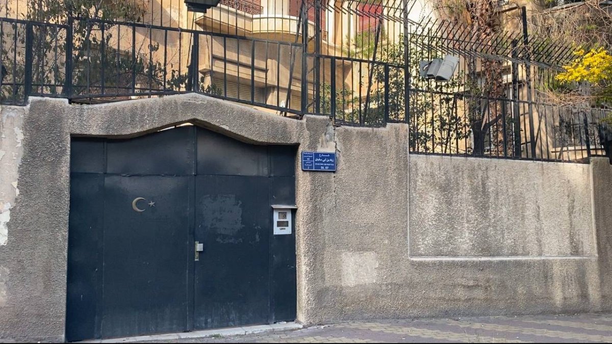 12 yıl önce durdurulmuştu: Türkiye'nin Şam Büyükelçiliği faaliyete geçiyor