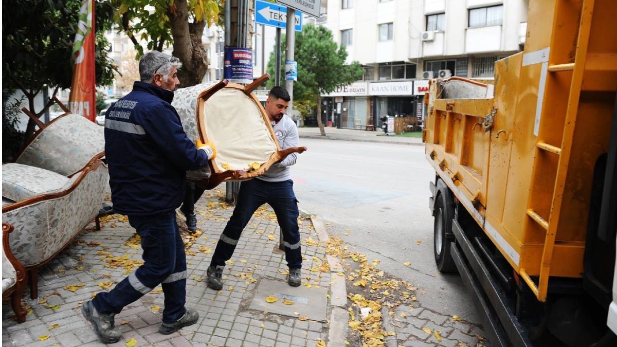 Karşıyaka’da çevre ve görüntü kirliliğine geçit yok