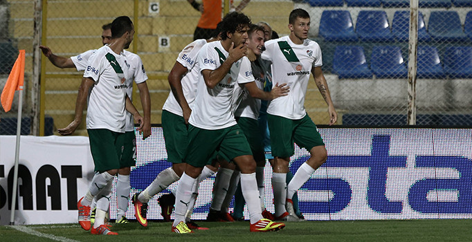 Süper Lig'in açılış maçında Bursaspor, Adanaspor'u 2-1 mağlup etti