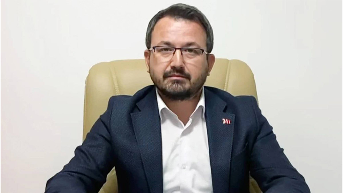 AK Partili başkan yardımcısı lüks ve israfa tepki gösterip istifa etti: Başkan belediye bütçesinden Iphone 15 pro aldı