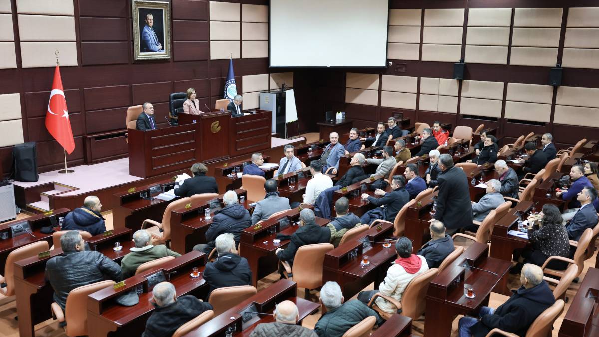 Başkan Ünlüce taksici esnafının taleplerini dinledi